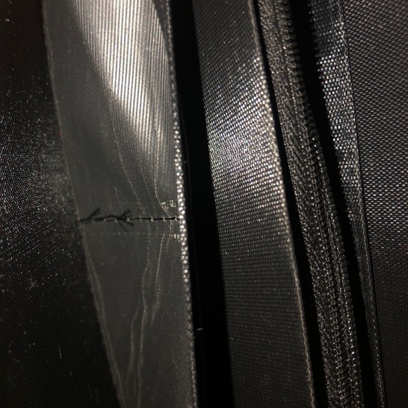 NWT T designed with❤️in Denmark zipper wallet - Picture 7 of 7